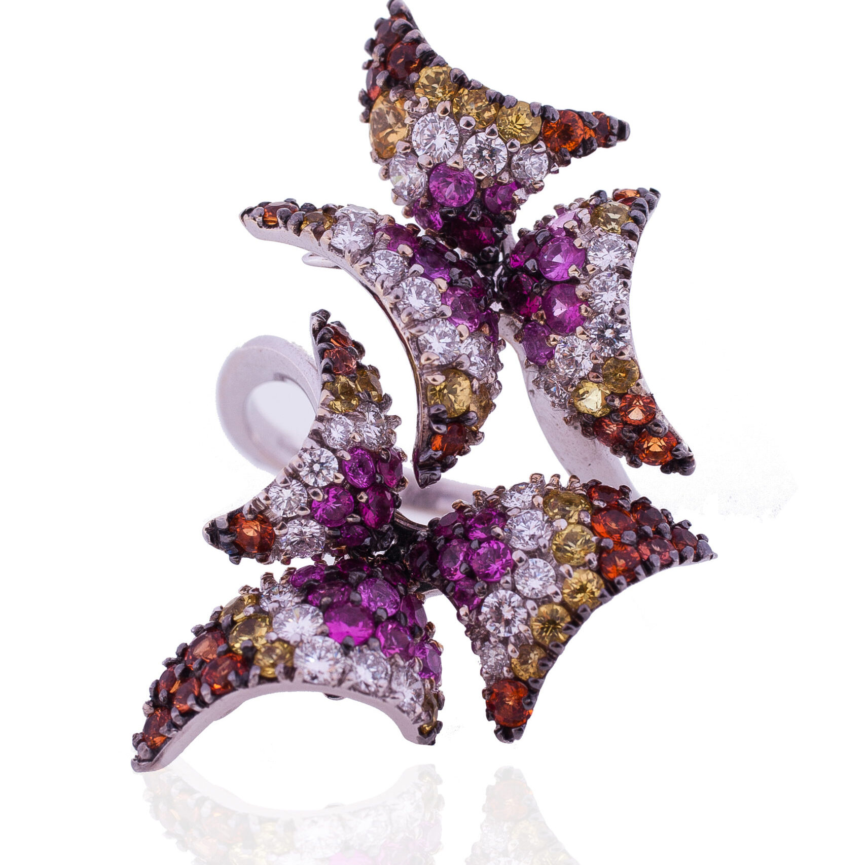 Stefan Hafner, find out about the magic behind his creations