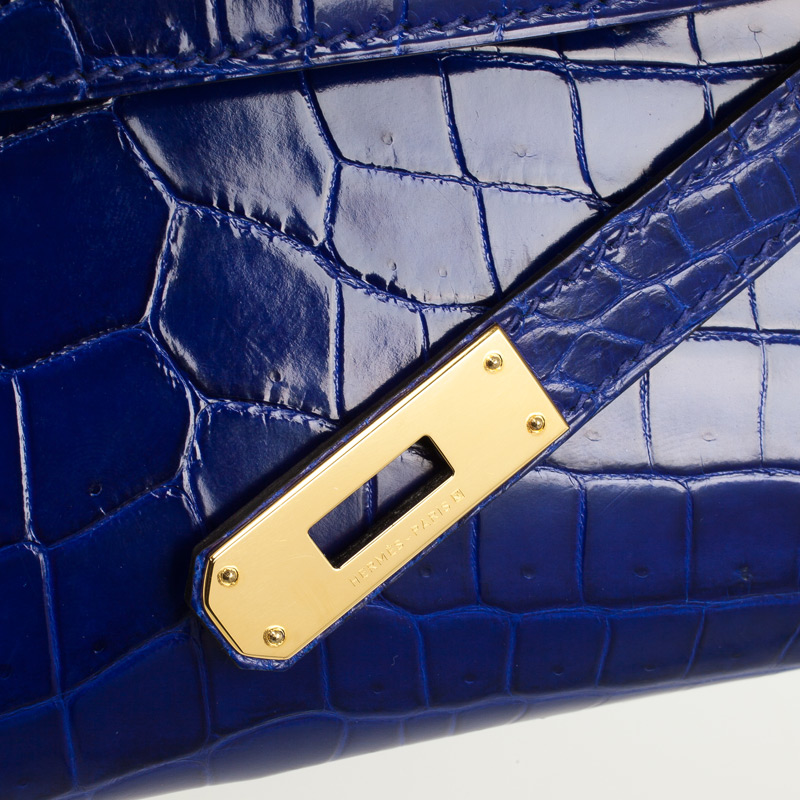 Hermes-Bleu-Electrique-