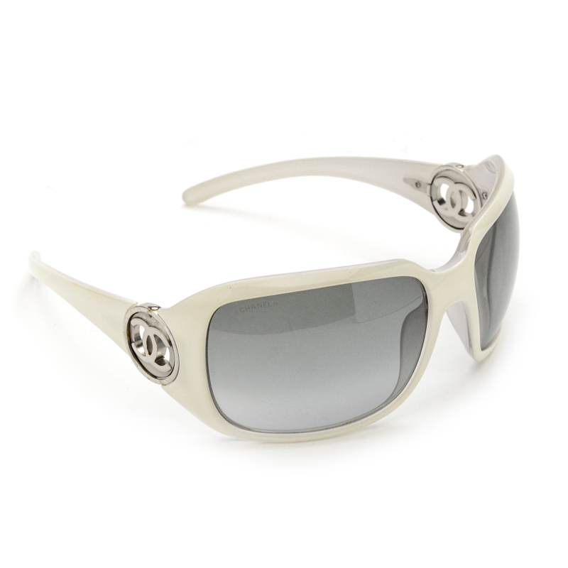 Chanel 6023 White Metal CC Logo Sunglasses