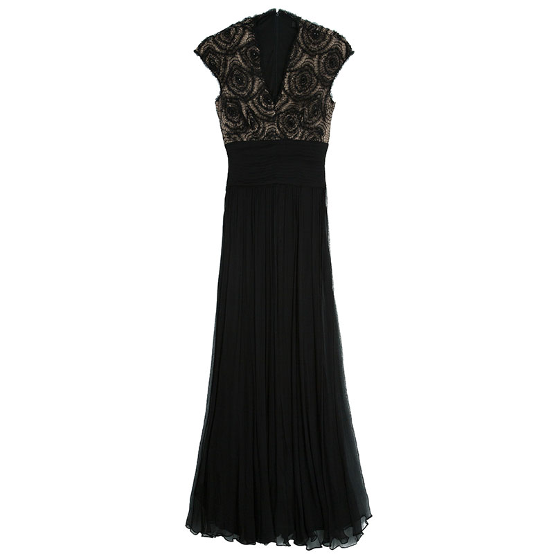 Black Gown L USD 293