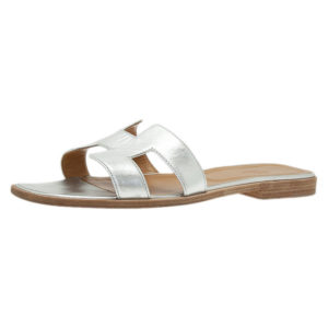 Hermes Metallic Silver Leather Oran Flat Sandals Size 40.5