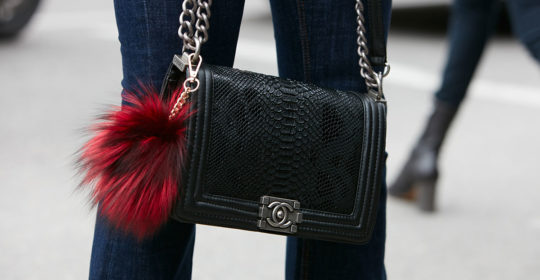 chanel-handbag-women
