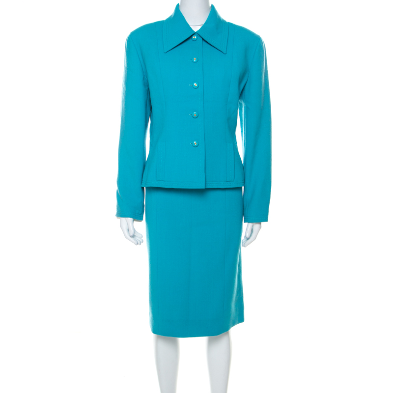 classic chanel suit womens