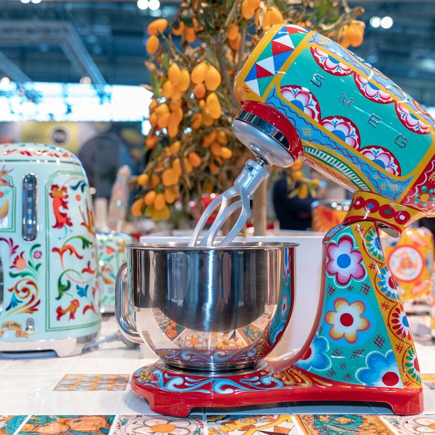 Amazon.com: Dolce and Gabbana x Smeg Countertop Blender