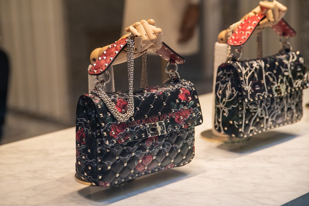 beskyttelse Twisted overalt Bag of the Week: Valentino Rockstud Spike Bag – Inside The Closet