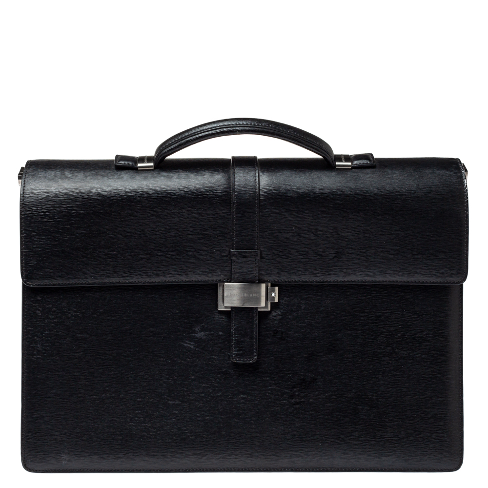 must-have bag styles for men